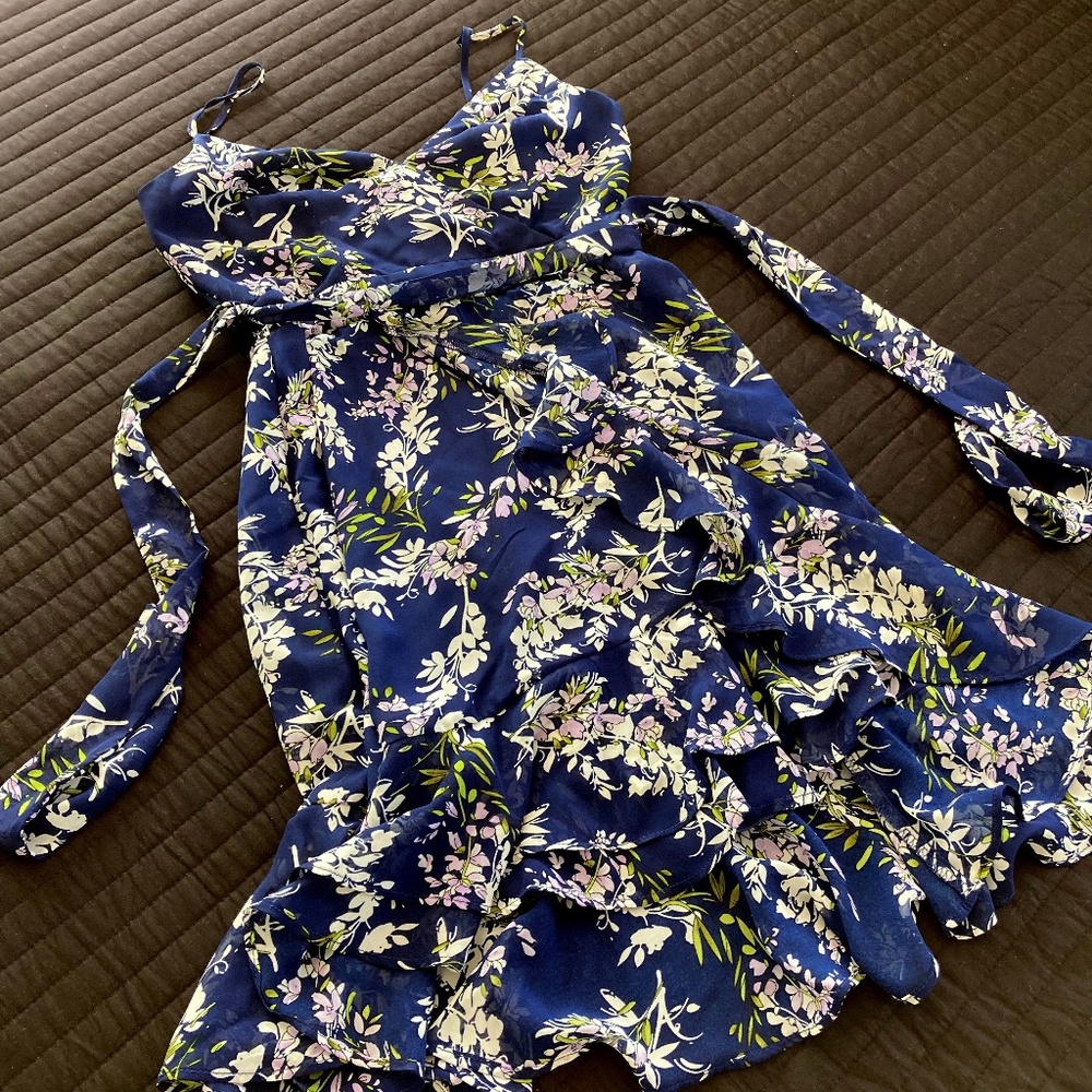 B.Smart Women’s Dress